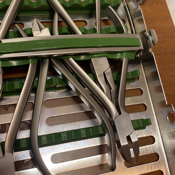 Hu-friedy Ims Ortho Archwire Adjustment Standard Set-up Imorthoaa, New, $800 - Picture 8 of 8